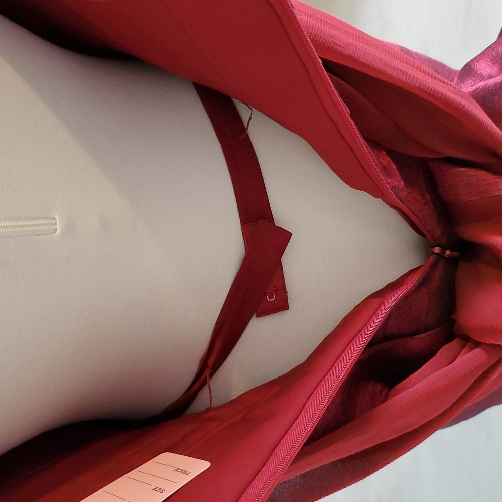 Carmen Marc Valvo Burgundy Strapless Cocktail Dress with Sheer Scarf - Picture 9 of 13